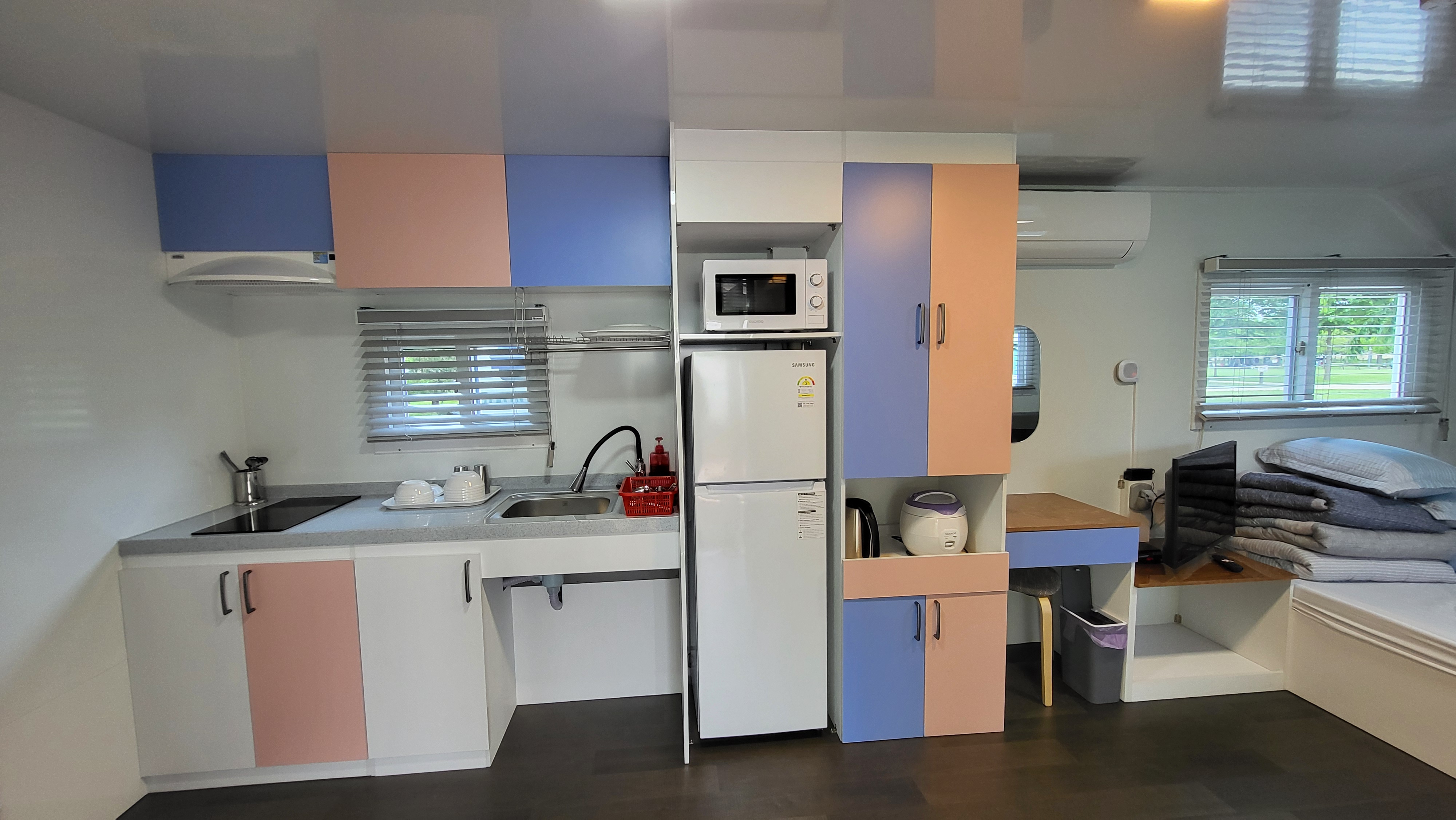 카라반 D타입 내부