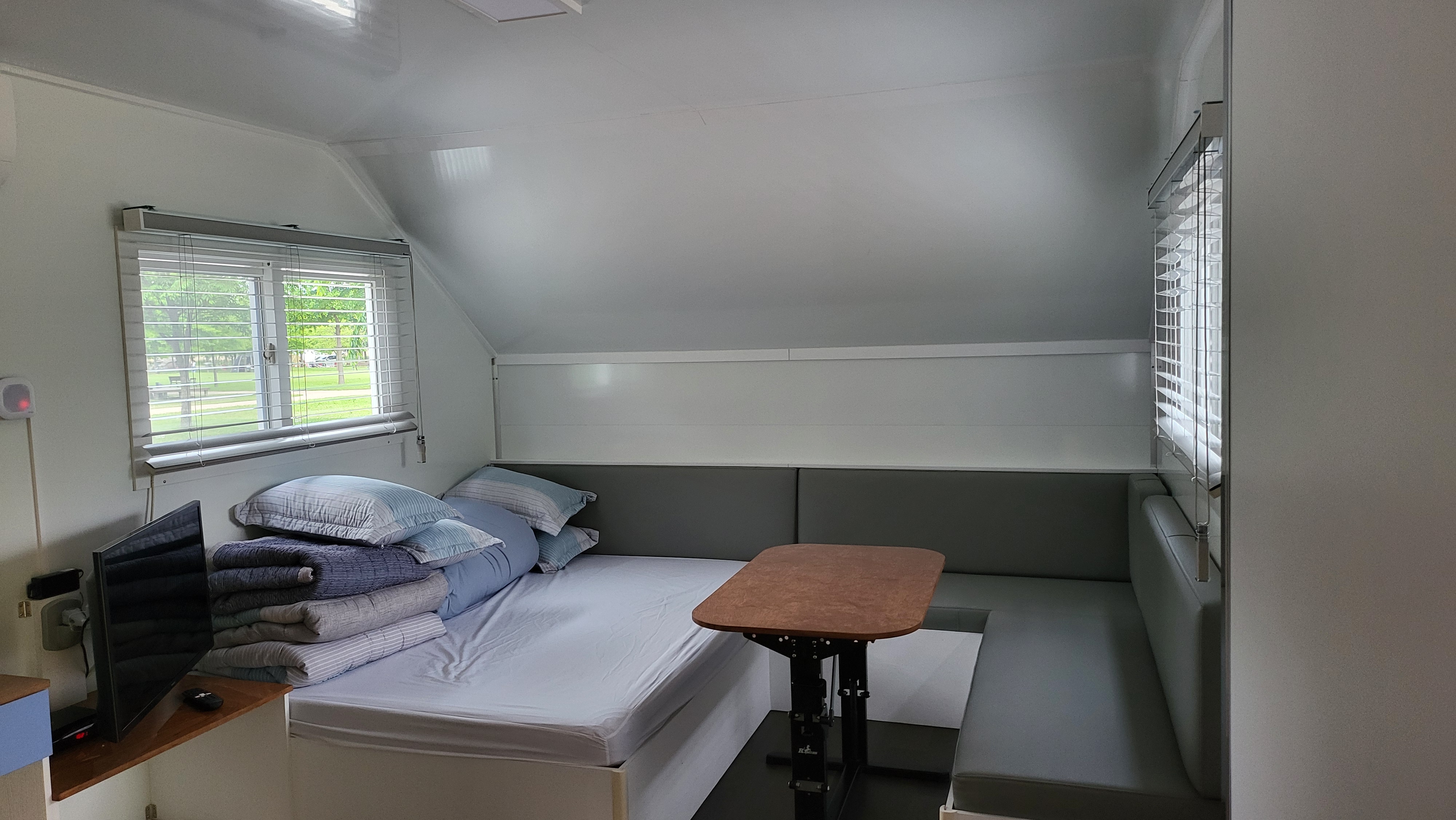 카라반 D타입 내부