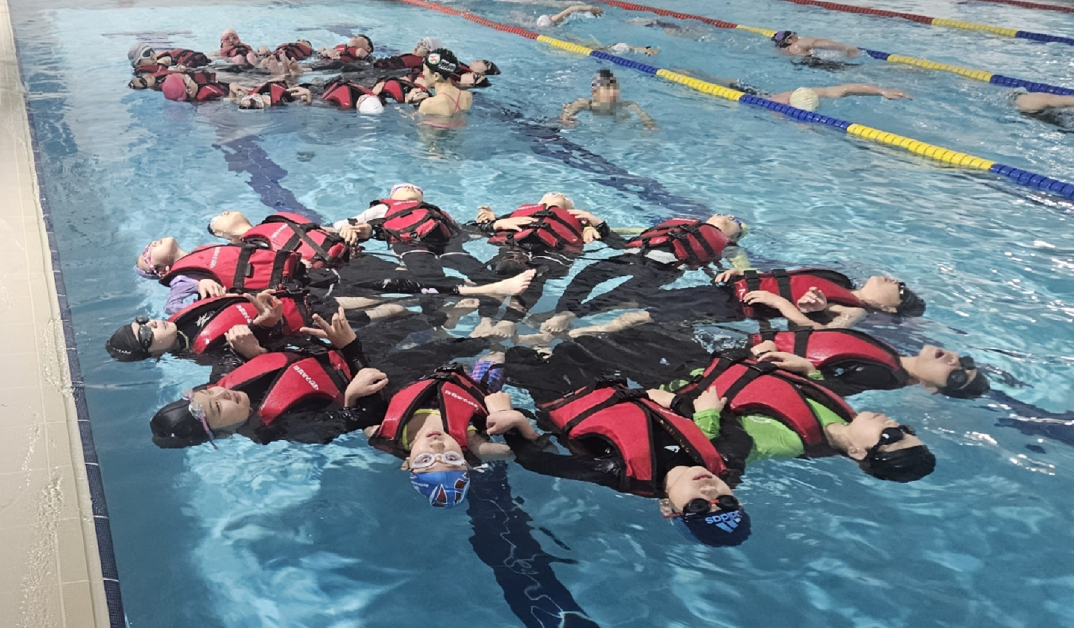 구미도시공사, 들성생활체육센터 초등학교 생존 수영교실 개설 첨부 이미지