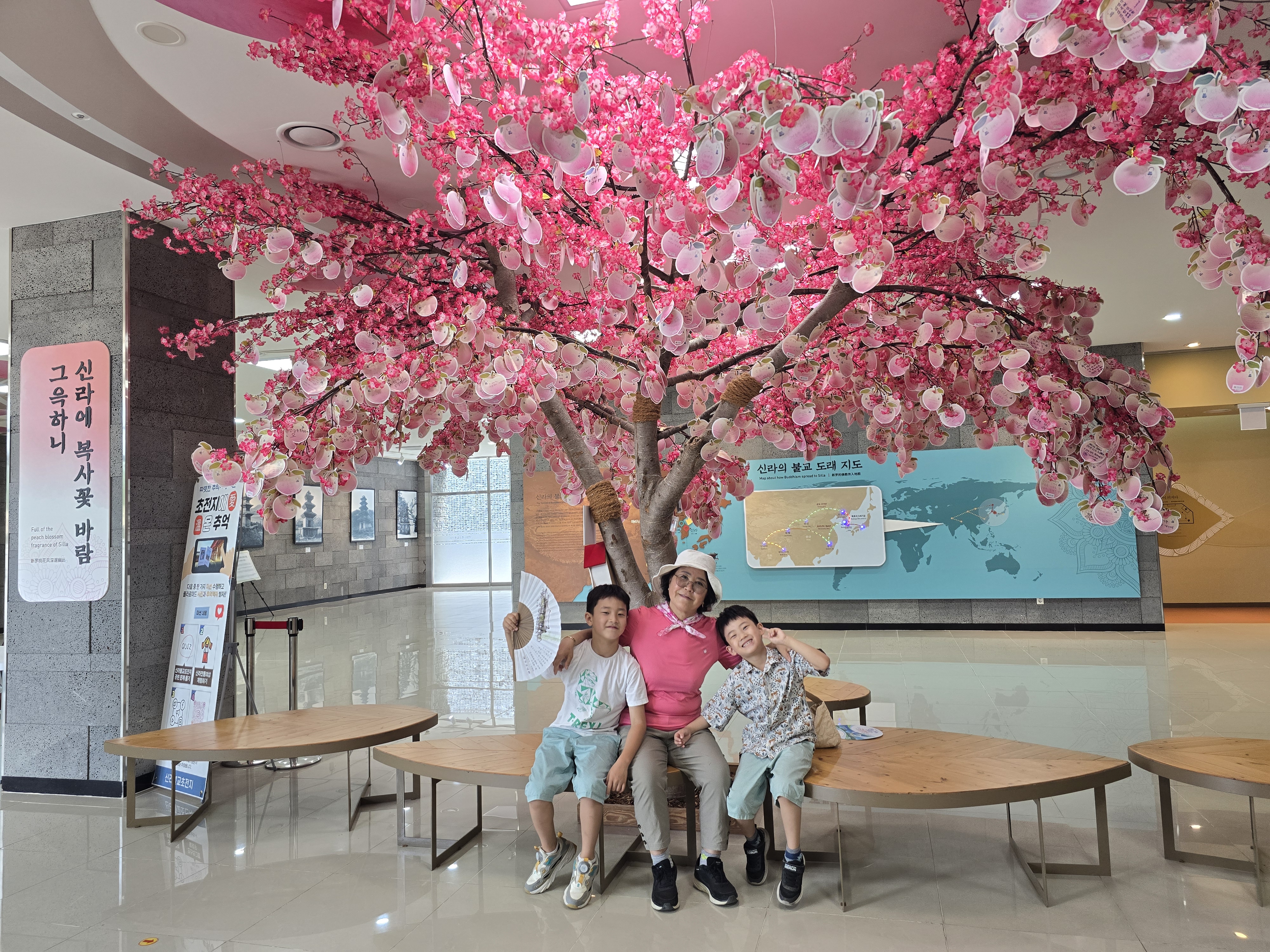 가족사진 응모합니다 첨부 이미지