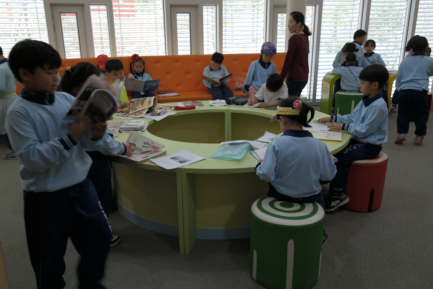 인동초등학교 첨부 이미지