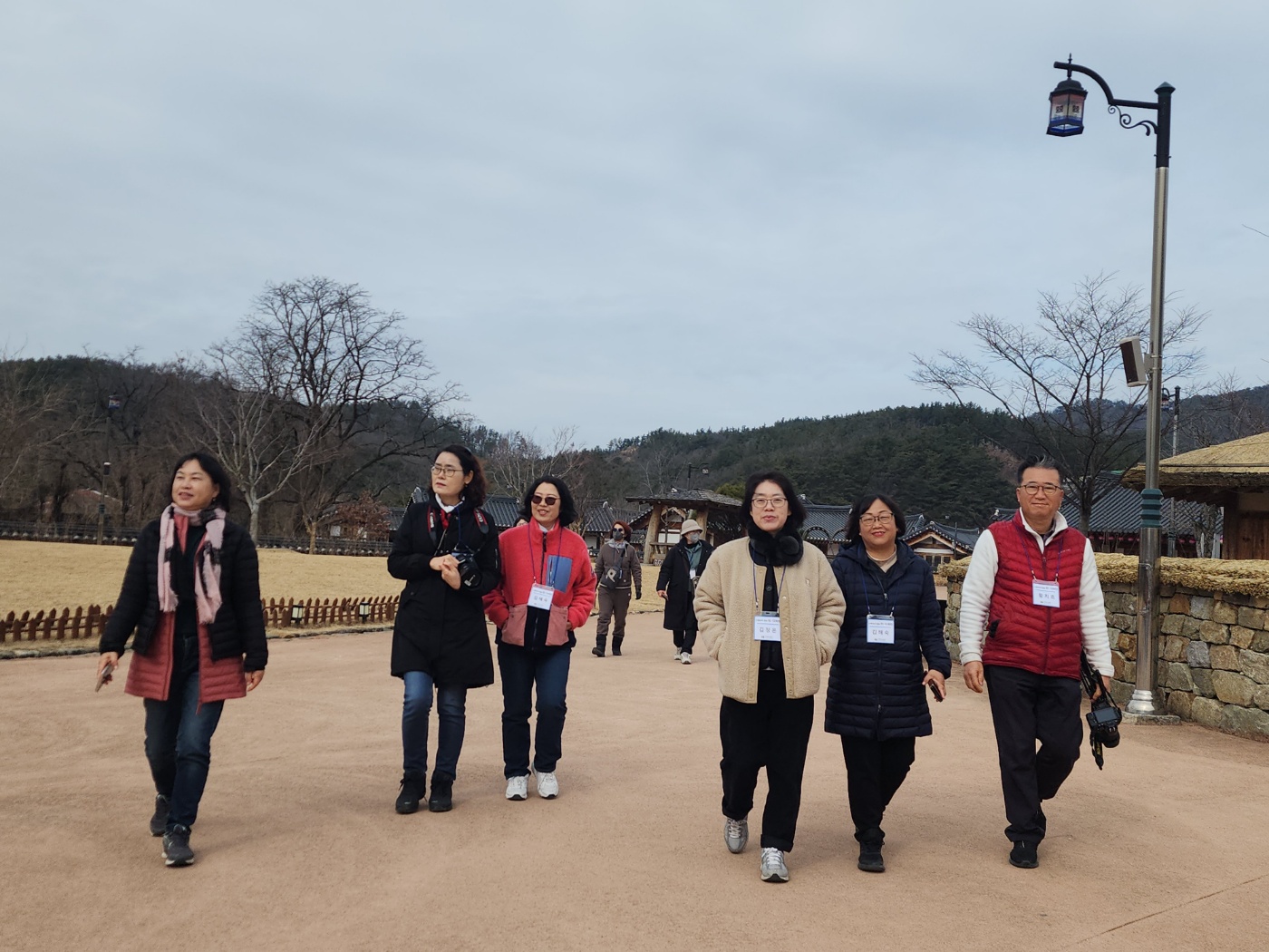 (성인과정) 스토리가 있는 인: 디자인 첨부 이미지