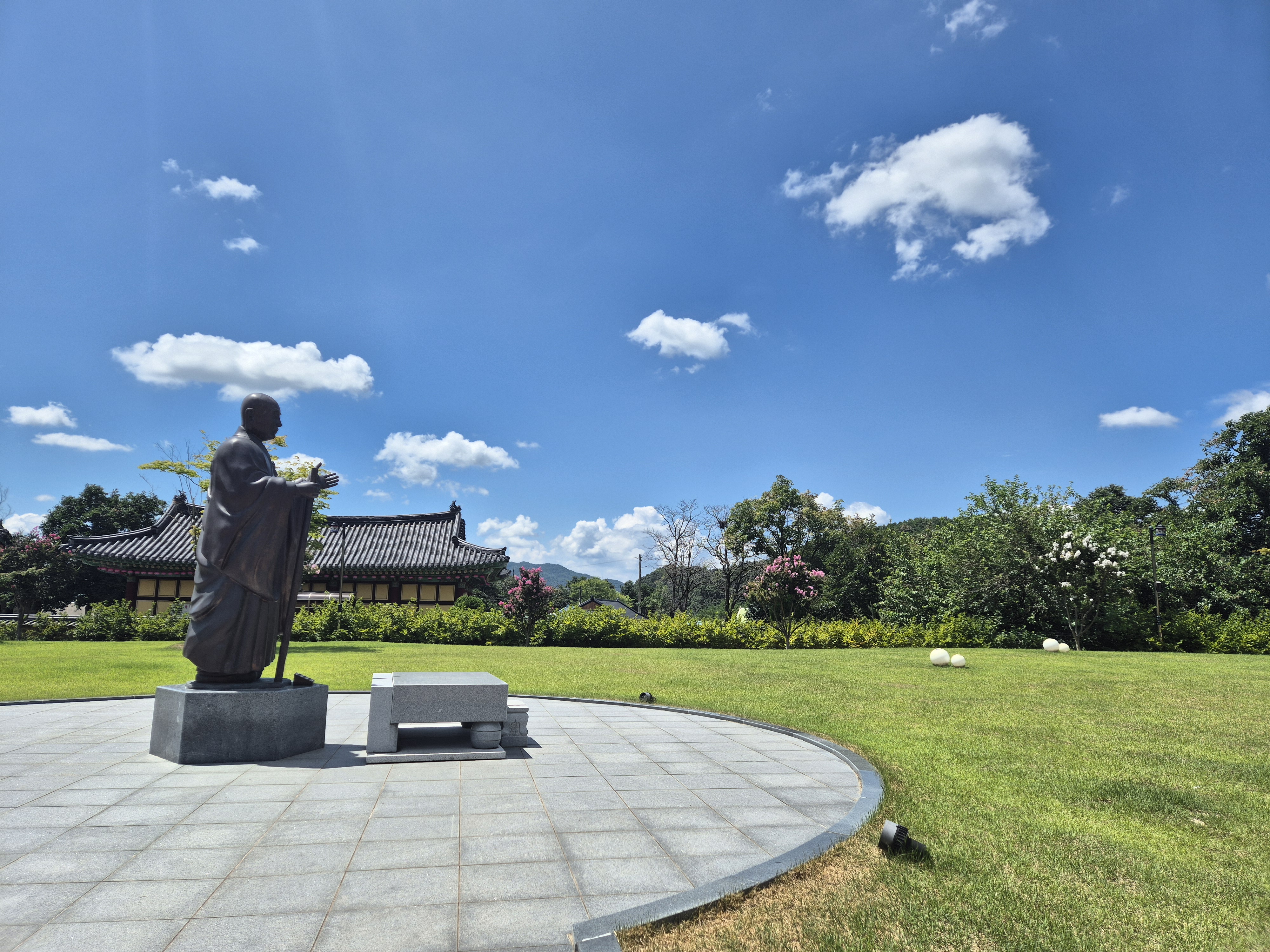 8월의 초전지 첨부 이미지